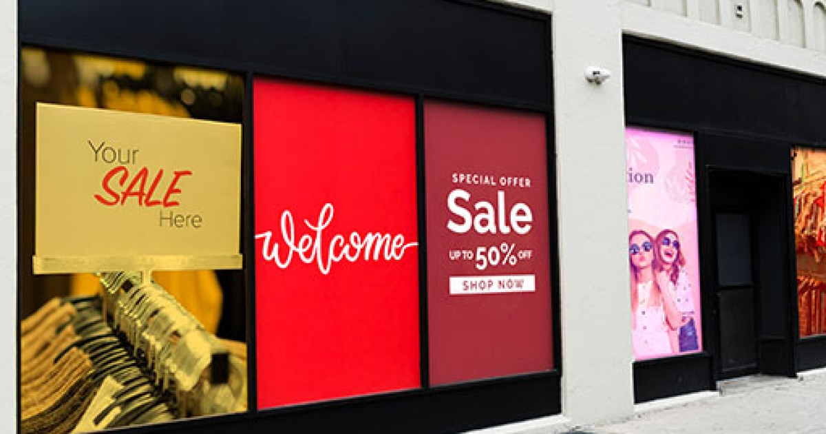 Naviguer dans un océan de publicités : Diverses voies de communication dans un monde saturé